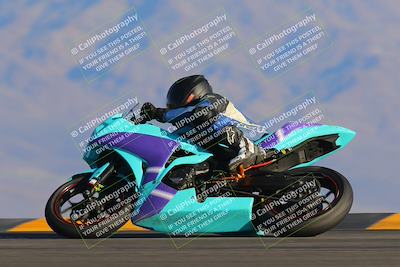 media/Dec-04-2022-CVMA (Sun) [[e38ca9e4fc]]/Race 12 500 Supersport-350 Supersport/